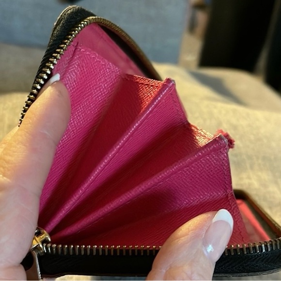 LOUIS VUITTON BLACK MARUKAMI ZIPPY WALLET